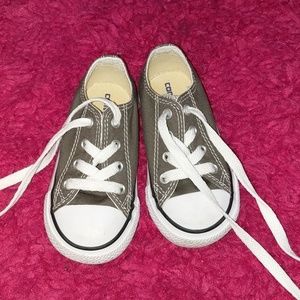 Grey unisex toddler converse chuck taylor